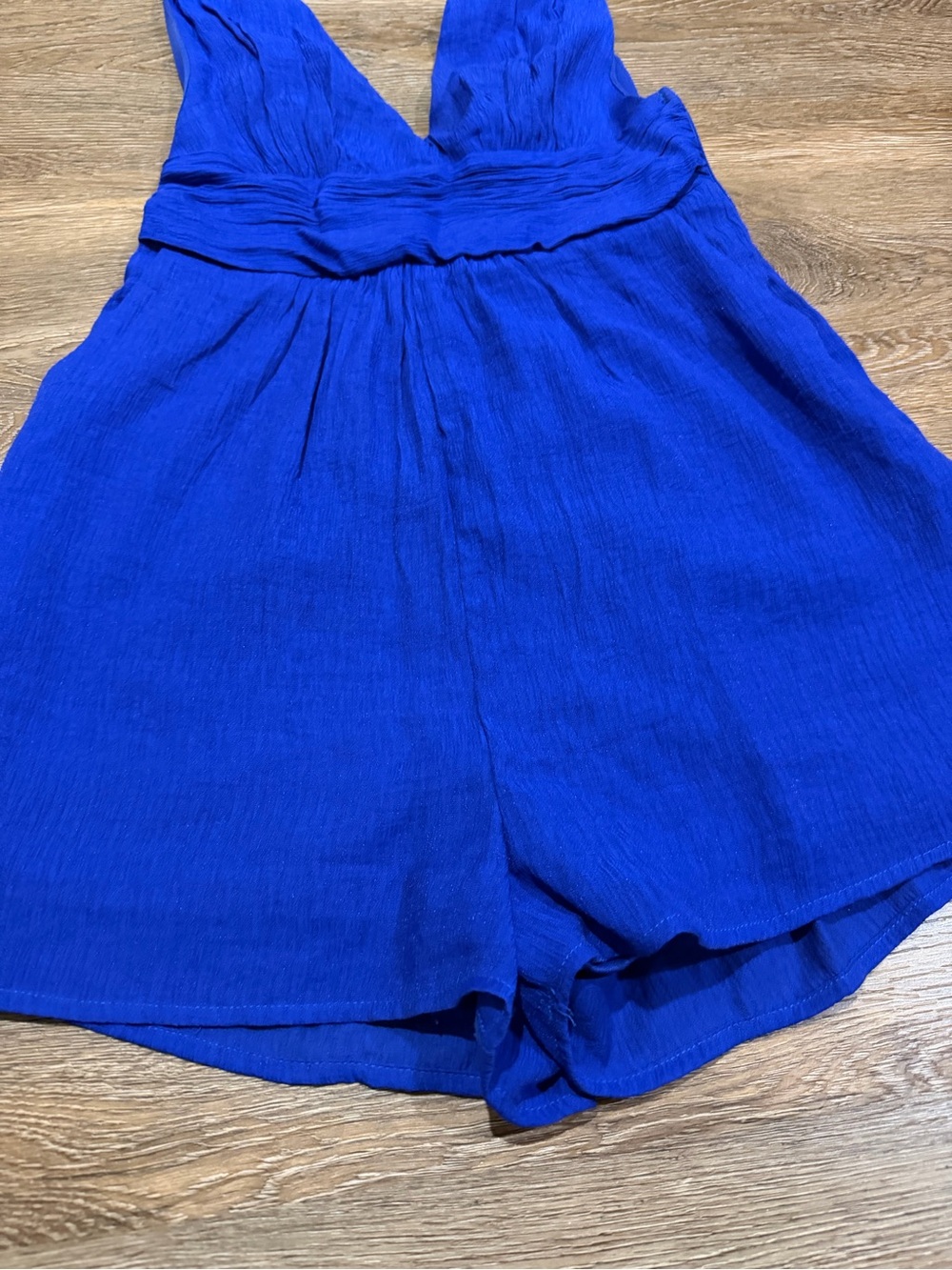 One Clothing Los Angeles Blue Plunge Romper Tie Shoulder Size Small - Picture 3 of 8